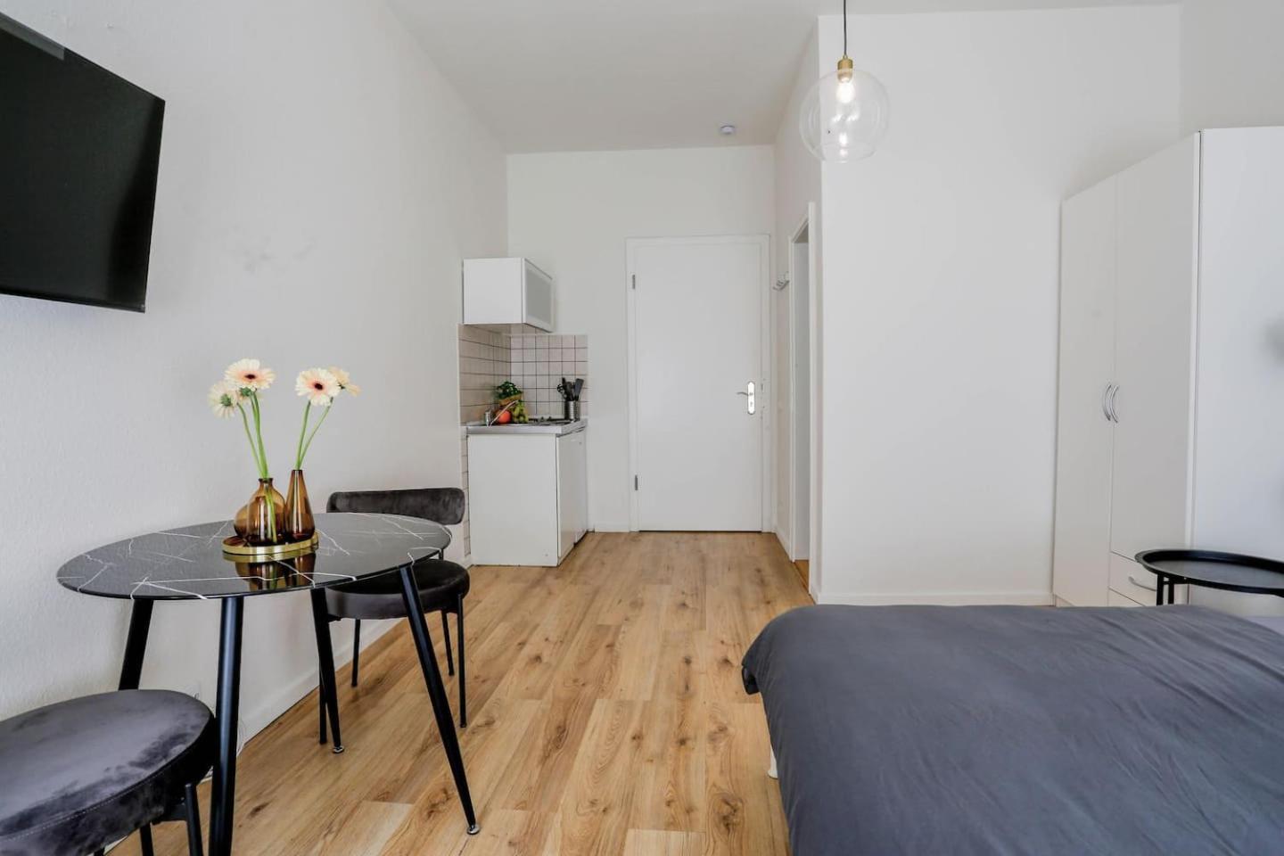 Cozy Studio Apartments In Berlin Prenzlauer Berg Exterior foto